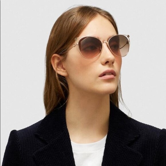 NWOT Coach Cat Eye Shiny Sliver Sunglasses HC7096B - Picture 1 of 12